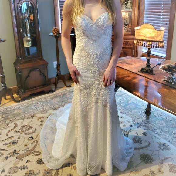 Maggie Sottero Wedding Dress - Picture 2 of 4